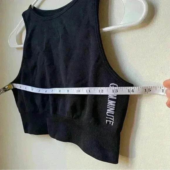 Cropped Workout Tank Top, Size M, Stretchy & Supportive black workout top yoga - Picture 6 of 9